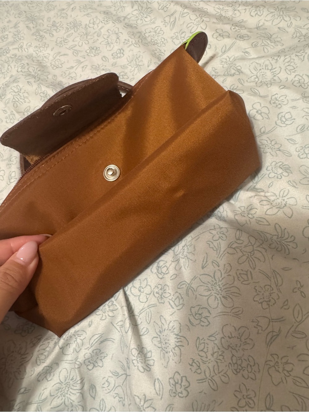 Longchamp Brown Nylon Cosmetic Pouch with Leather Trim - Picture 2 of 5